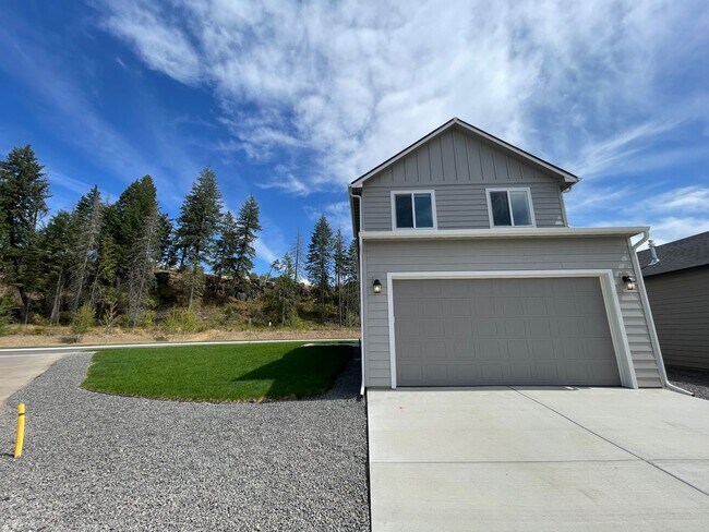 Building Photo - Brand New Hayden Home