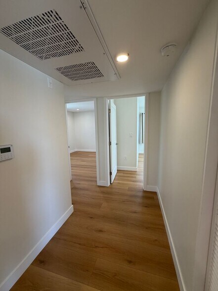 Building Photo - 1045 Sonora Ave