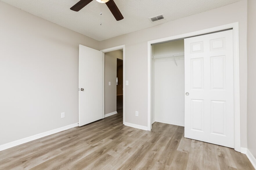 Building Photo - 1259 Adirondack Ct