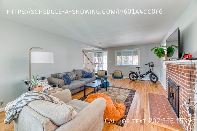 Building Photo - 1525 Channing St NE