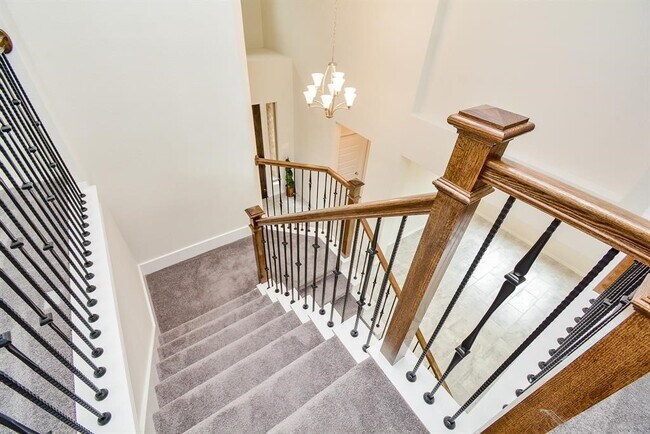 Building Photo - 923 Orange Zest Ln