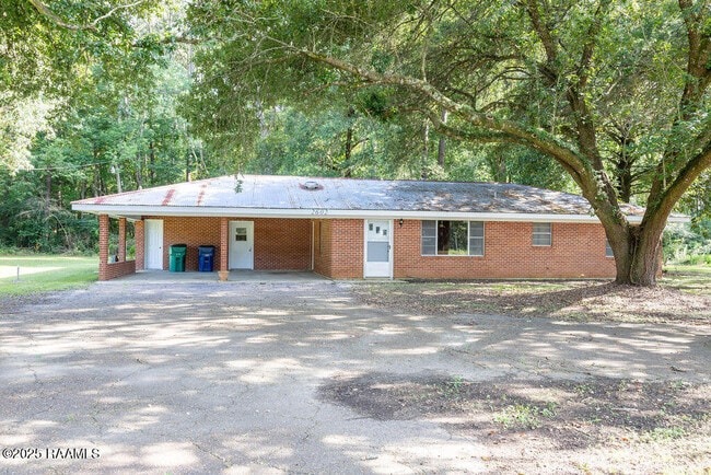 Primary Photo - 2602 Basile Eunice Hwy