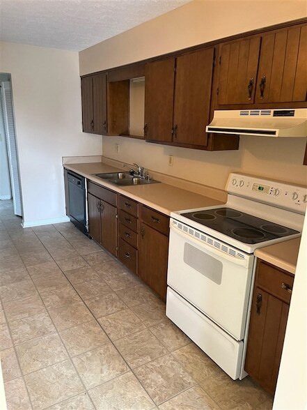 Building Photo - 1012 Windview Pl