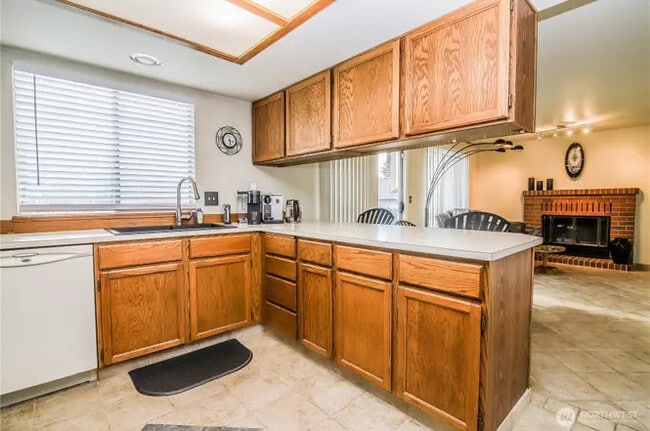 Building Photo - 10905 SE 220th Pl