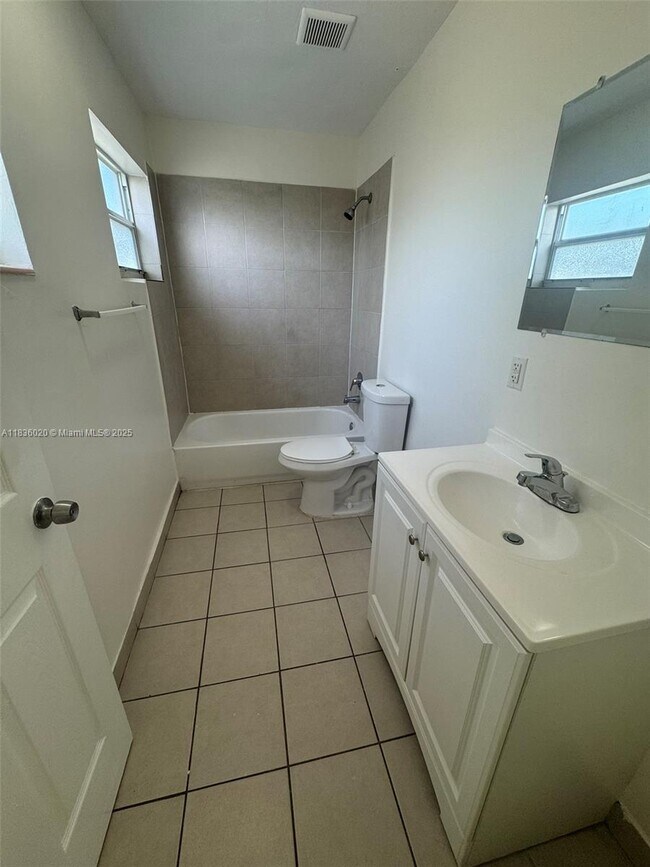 Building Photo - 20711 NW 32nd Pl