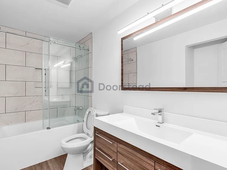 Building Photo - 3533 NE 17th Pl