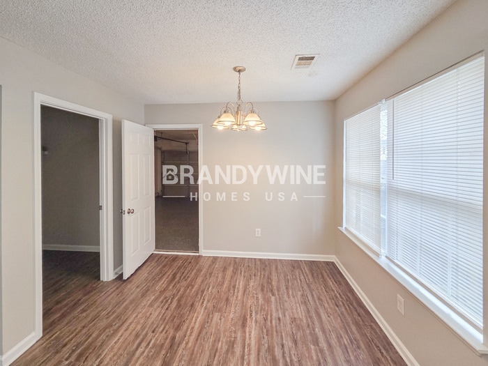 Building Photo - 2056 Registry Pl