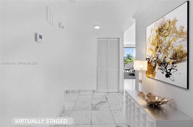 Building Photo - 151 Crandon Blvd