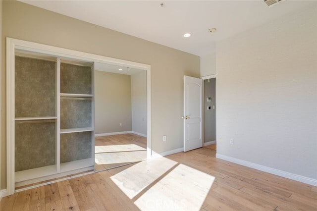 Building Photo - 711 E Angeleno Ave