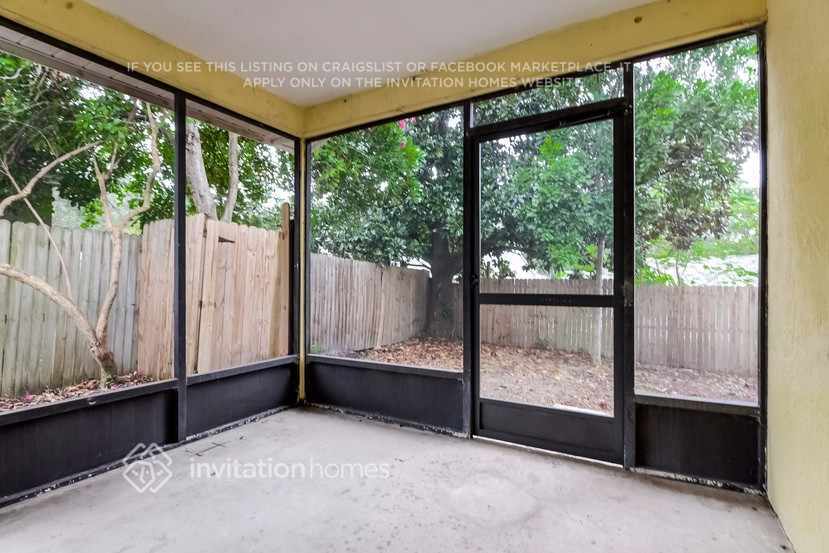 Building Photo - 3764 Carmichael Ct