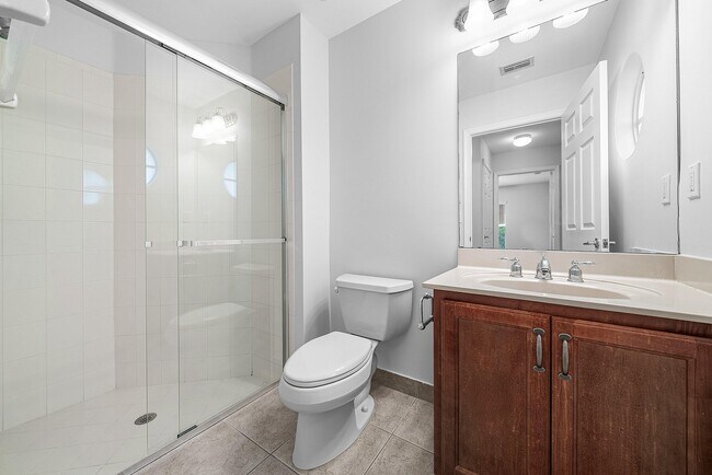 Building Photo - 8845 Sandy Crest Ln