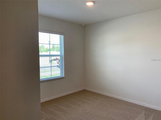 Building Photo - 361 Nowell Lp