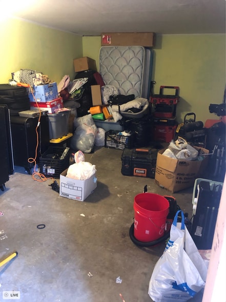 Storage - 6 Jones Pl