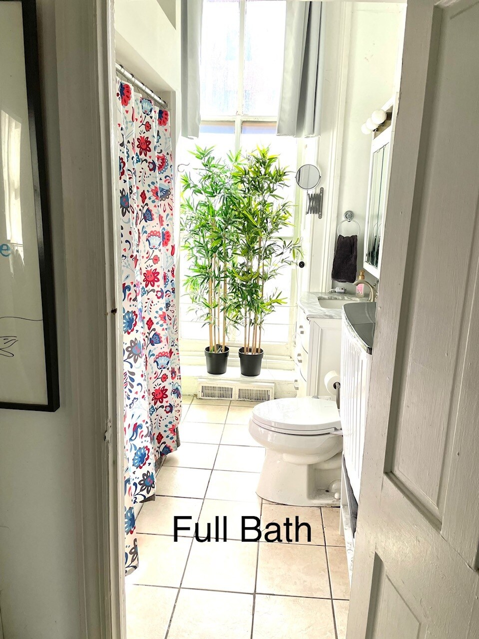 Building Photo - 24 E Eager St