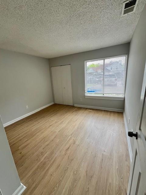 Building Photo - 3575 Oakvale Rd
