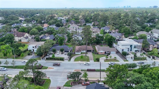 Building Photo - 12735 Memorial Dr