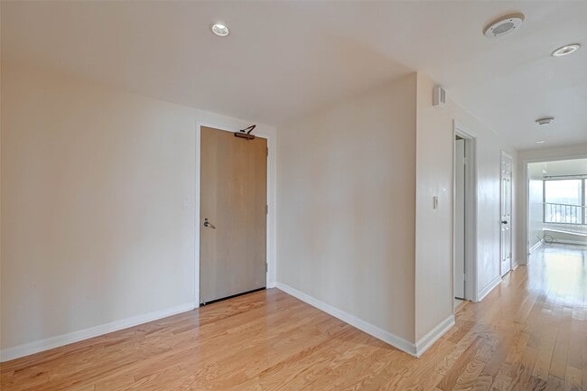 Building Photo - 2001 Holcombe Blvd