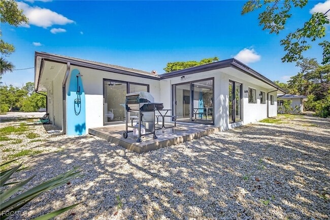 Building Photo - 1105 Skiff Pl