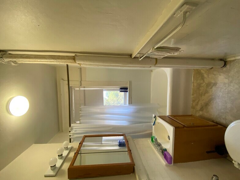 Building Photo - 1167 Boylston St