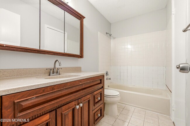 Building Photo - 35 Mizzen Dr