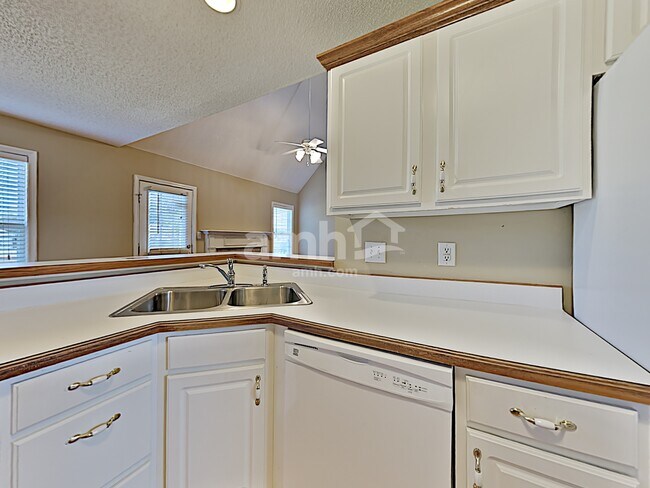 Building Photo - 3366 Dabney Ln