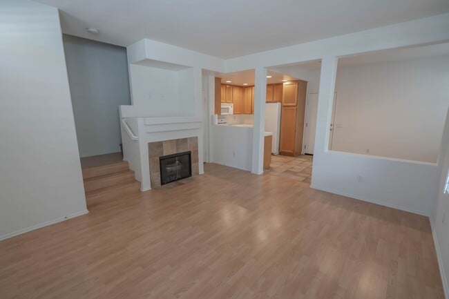 Building Photo - Beautiful 3-Bedroom Corner-Lot Condo in the Palisades of Stevenson Ranch!