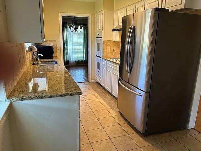 Building Photo - 639 Silverstone Dr