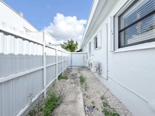 Building Photo - 1010 Opa-locka Blvd