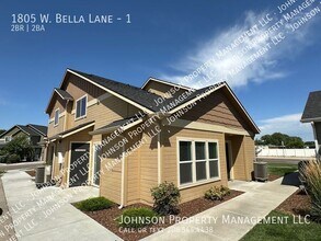 Building Photo - 1805 W Bella Ln