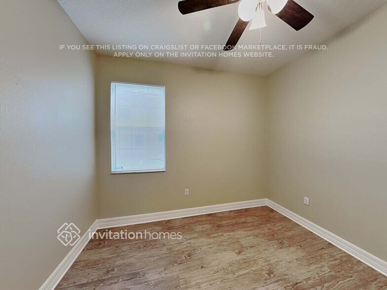 Building Photo - 5253 Moon Shell Dr