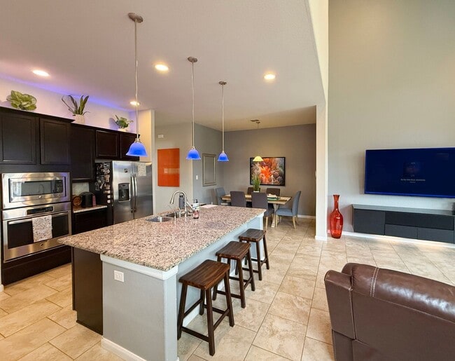 Building Photo - Beautiful 4/3.5 Home Available In Northwest San Antonio!