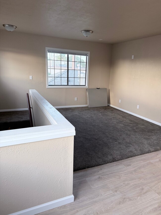 Building Photo - 9340 Wampler St