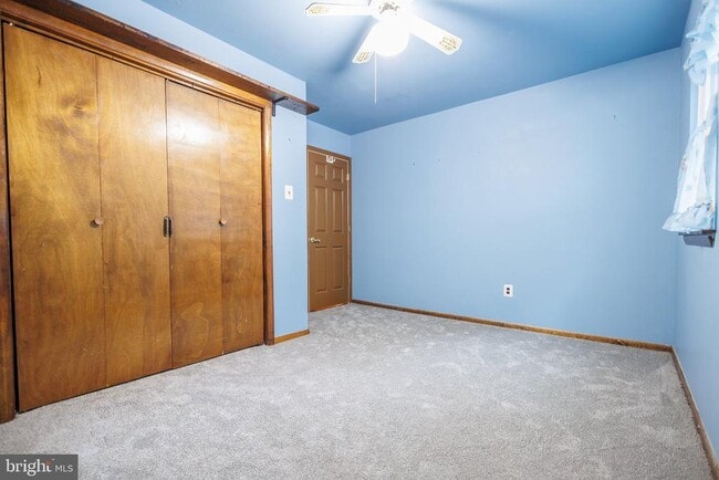 Building Photo - 2294 Linden Ave