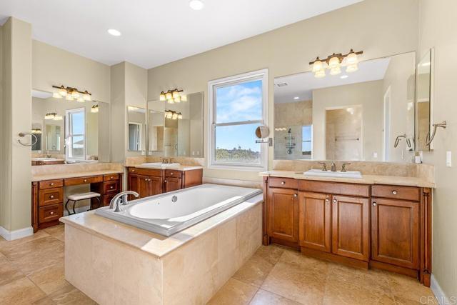 Building Photo - 29472 Welk Highland Dr