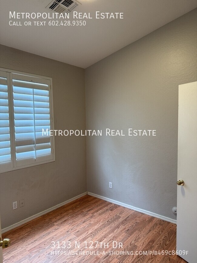 Building Photo - 3133 N 127th Dr