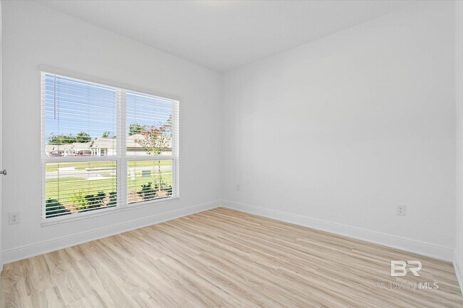 Building Photo - 16114 Laurelbrooke Lp