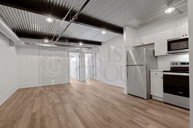 Building Photo - Modern 1 BR Apt in Mt Washington, 2 Off Street Parking Spaces, Private storage, Pets OK, W/D, DW, AC