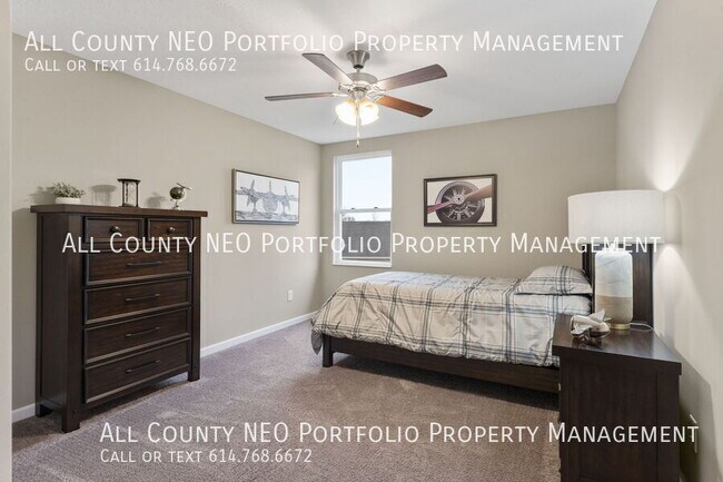 Building Photo - P1481 Channel Pl