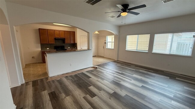 Building Photo - 7346 Autumn Sun Dr