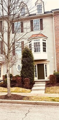 Building Photo - 204 Hounslow Rd