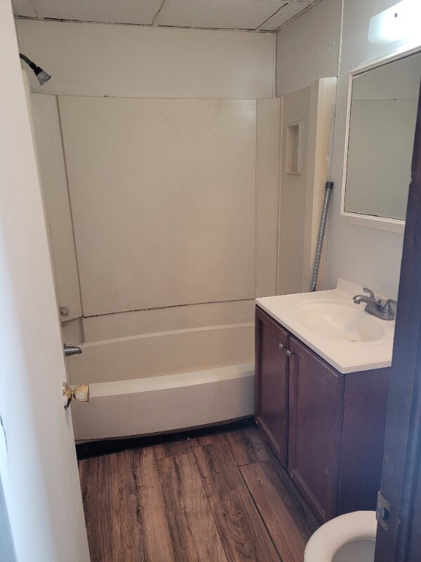 Building Photo - 196 Jewett St