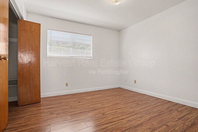 Building Photo - 3043 Blossom St
