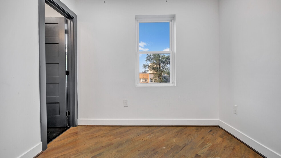 Building Photo - 1808 Benning Rd NE