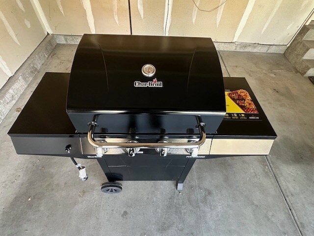 FREE GRILL (see qualifying details) - 2063 Boysenberry Dr
