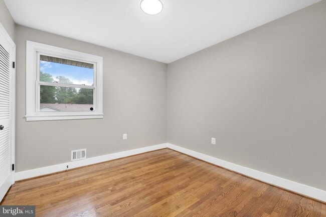 Building Photo - 3510 Duke St