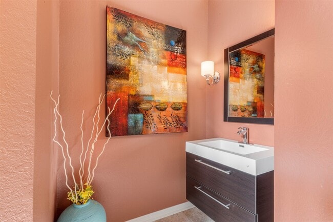 Building Photo - 3902 Lakeridge Canyon Dr