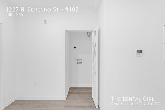 Building Photo - 1227 N Berendo St