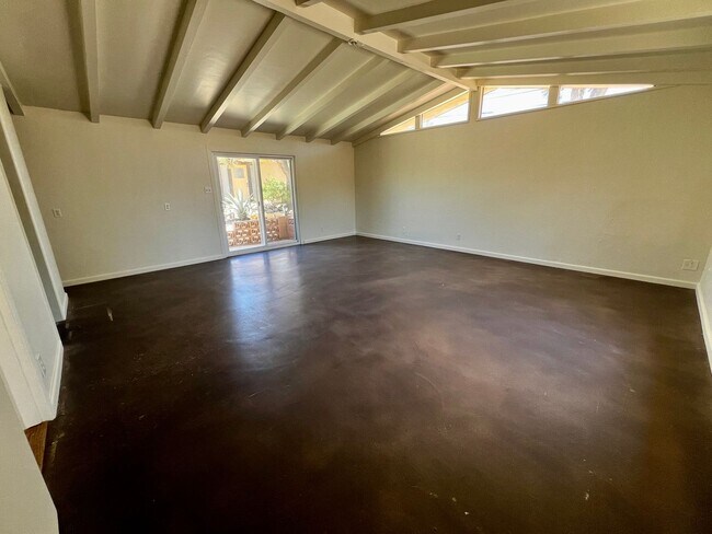 Building Photo - 56769 Joshua Dr