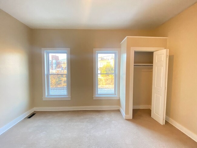 Building Photo - Charming 3 Bedroom, 1 Bath Home in York, Pa!