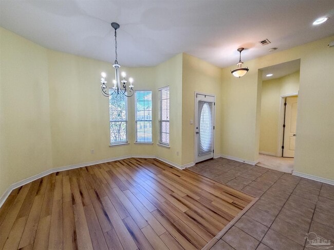 Building Photo - 4913 Vizcaya Dr